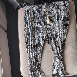 Christian Siriano Monochrome Leaf Pattern Pants